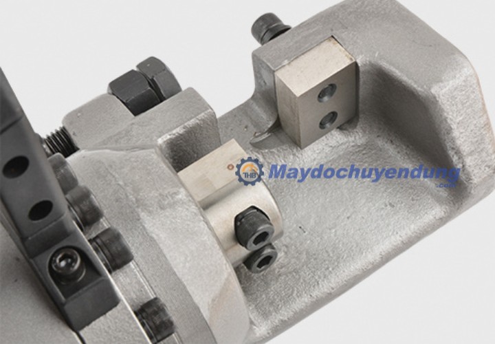 may-cat-sat-thuy-luc-rc-25-6 Dụng cụ cắt sắt bằng thủy lực model RC-25 Cân bàn công nghiệp 