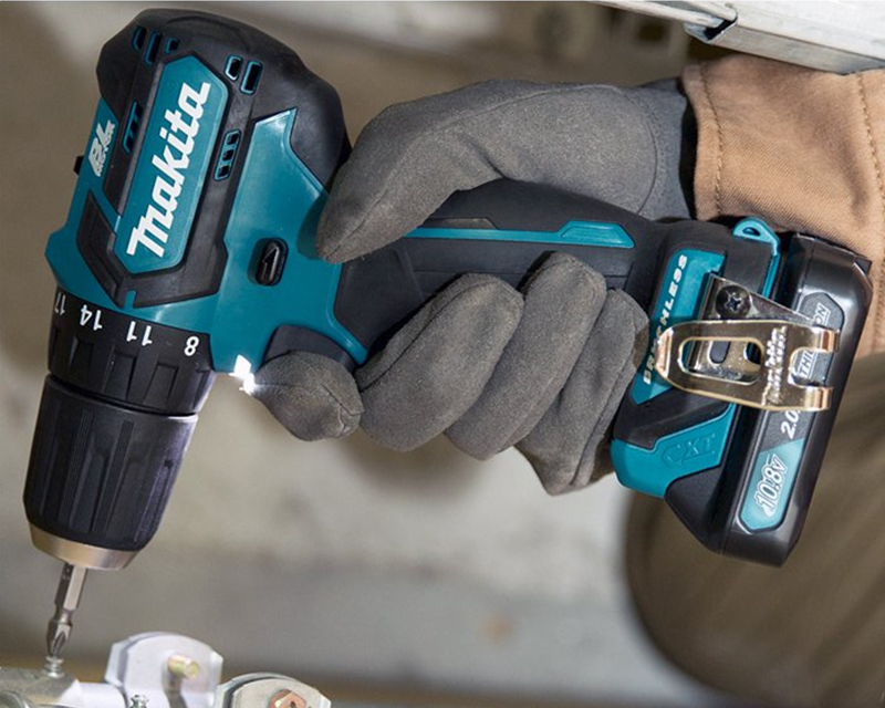 Dụng cụ khoan pin Makita model DDF484RFE